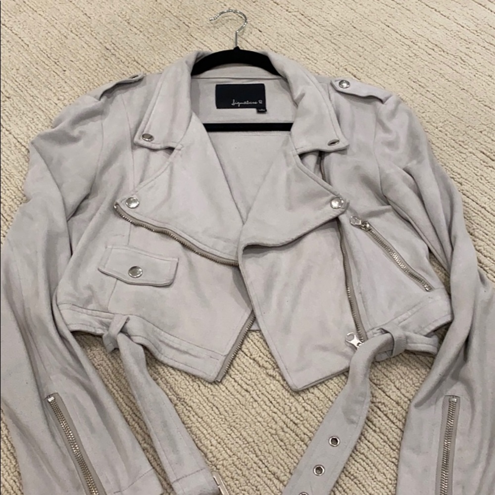 Lightweight jacket
